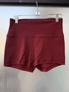 Aritzia Golden 3’ Butter Short